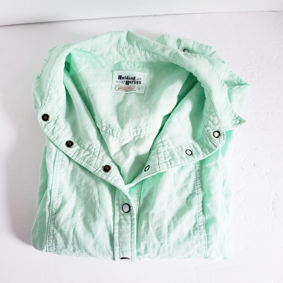 ANTHROPOLOGIE Holding Horses Mint Snap Top 6 - Picture 9 of 9
